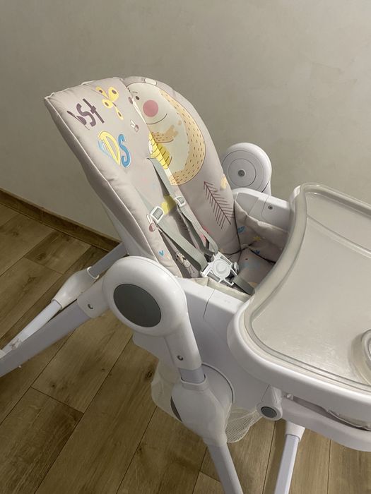 Крісло для годування,стільчик для годування.