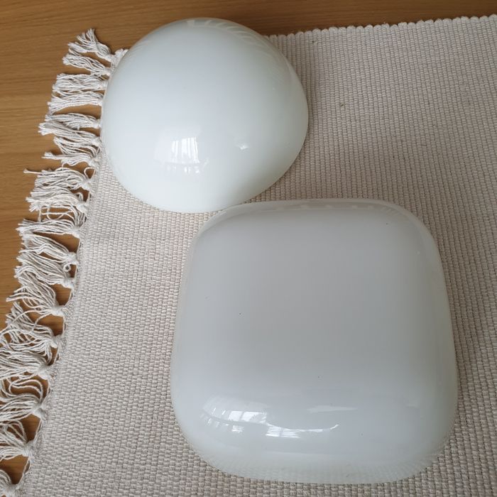 Klosz szklany biały plafon lampa kwadrat koło