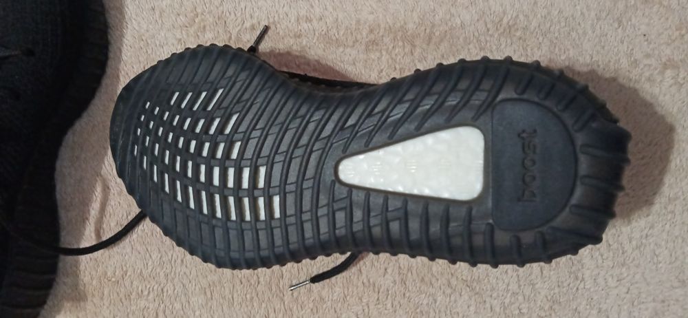 Кроссовки Adidas Yeezy boost 350