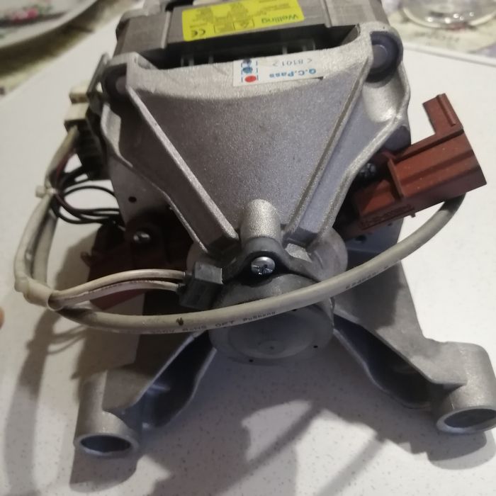 Двигатель для стиральной машины.