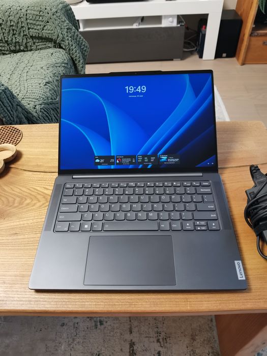 14,5" Lenovo Slim Pro 7 14ARP8 NVIDIA GeForce RTX 3050 6GB 16GB LPDDR5-6400 512GB SSD AMD Ryzen 7 7735HS
