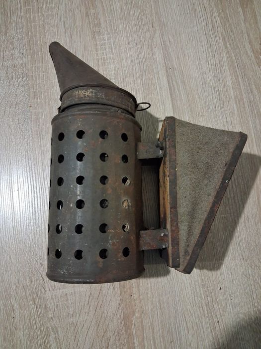 Podkurzacz pasieczny PRL