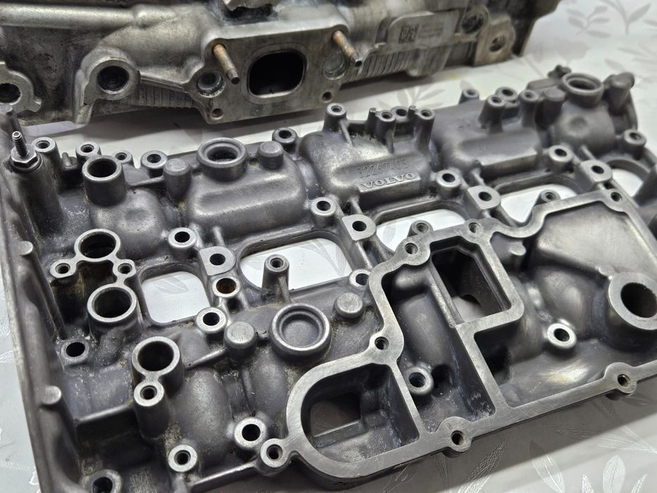 Głowica silnika Volvo S60 B420T2 2.0 T VAD701 P⁠3⁠2⁠2⁠9⁠8⁠9⁠1⁠9 NOWE