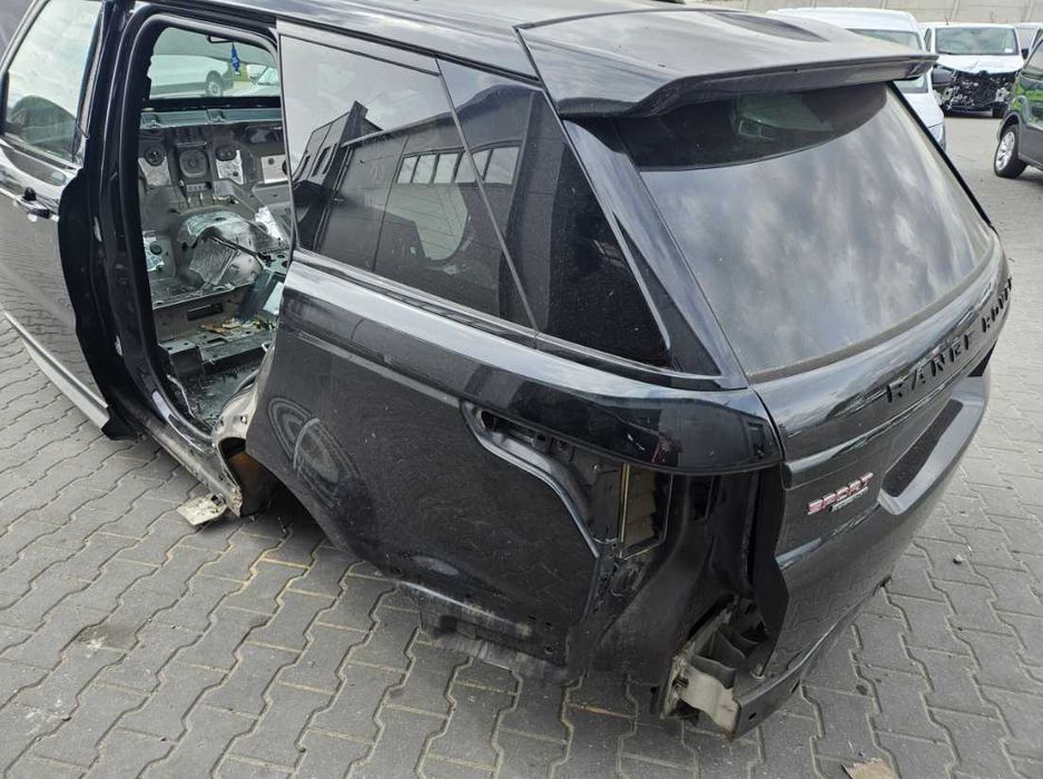 Четверть Range Rover Sport L494 крило кузов разборка