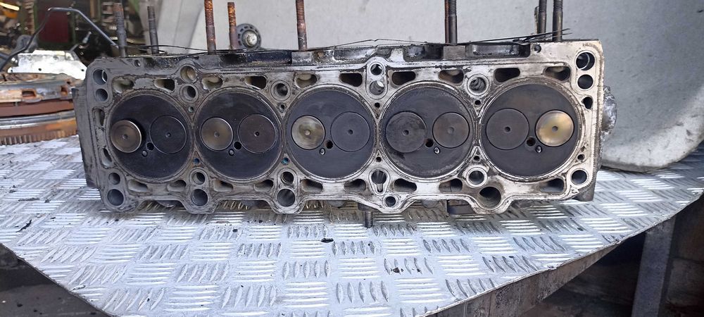 głowica vw crafter 2.5 tdi BJM 0761033730