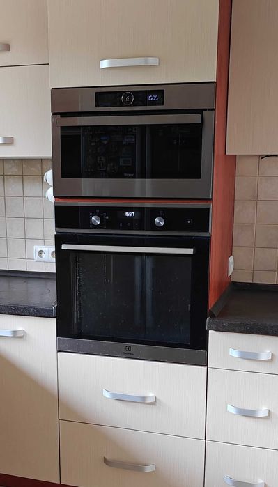 Kuchenka mikrofalowa Wirphool do zabudowy