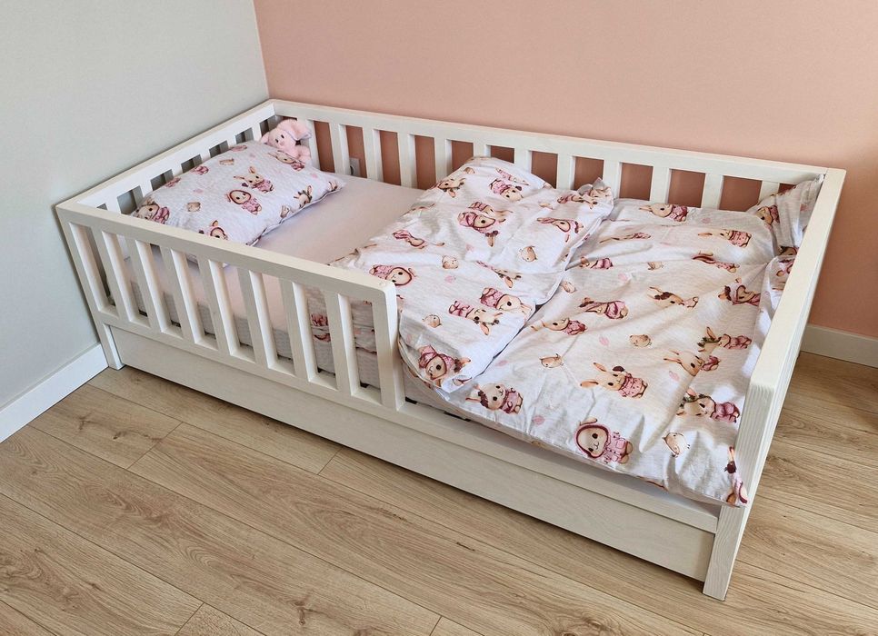 Łóżko dziecięce 160x80 z materacem - nowe
