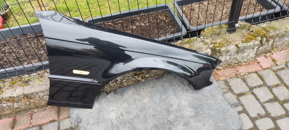 Błotnik BMW E46 coupe cabrio