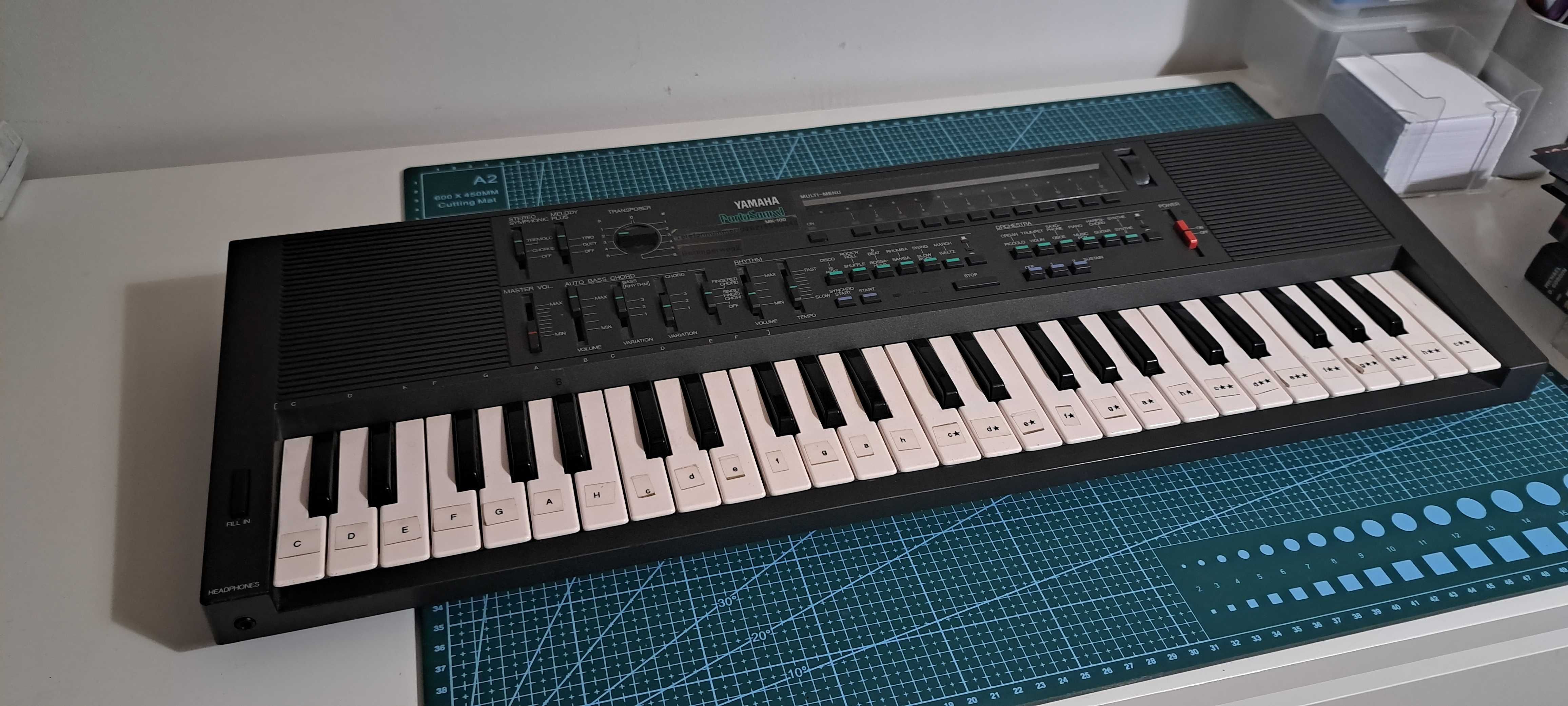 YAMAHA　ポータサウンドMK-100 PortaSound MK-100 - 展示コレクション - INNOVATION ROAD
