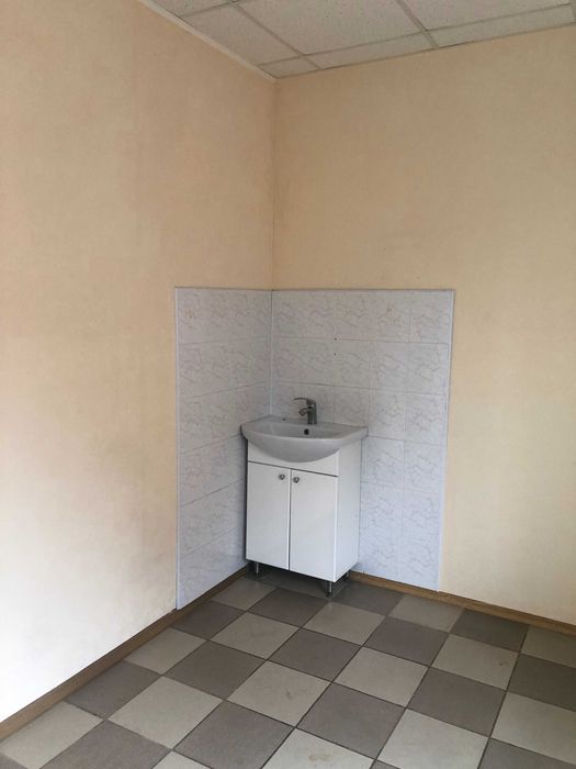 Оренда офісних приміщень. Бровари, р-н Пекарня. ГЕНЕРАТОР!!!