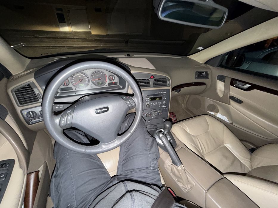 Volvo s60 T5 300cv (troco por mota)