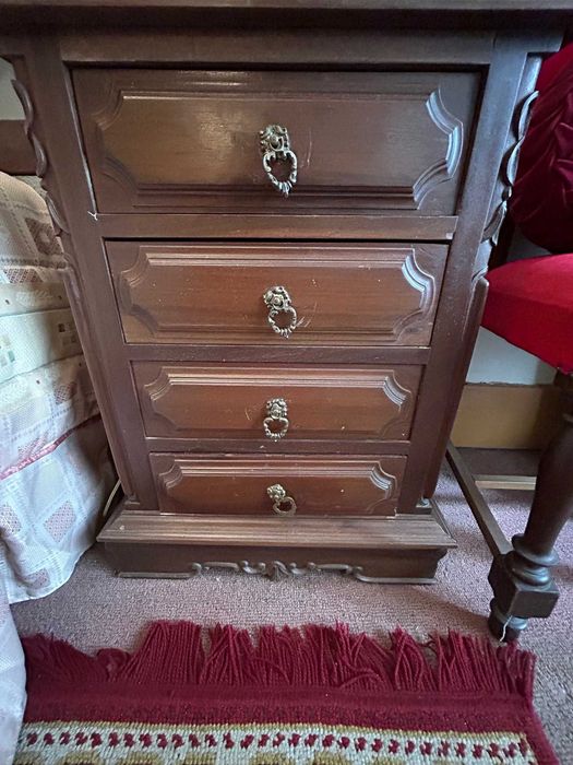 Mobília de Quarto COMPLETA em mogno. *OPORTUNIDADE*