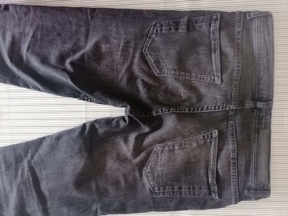 2 calças de ganga 15-16 anos