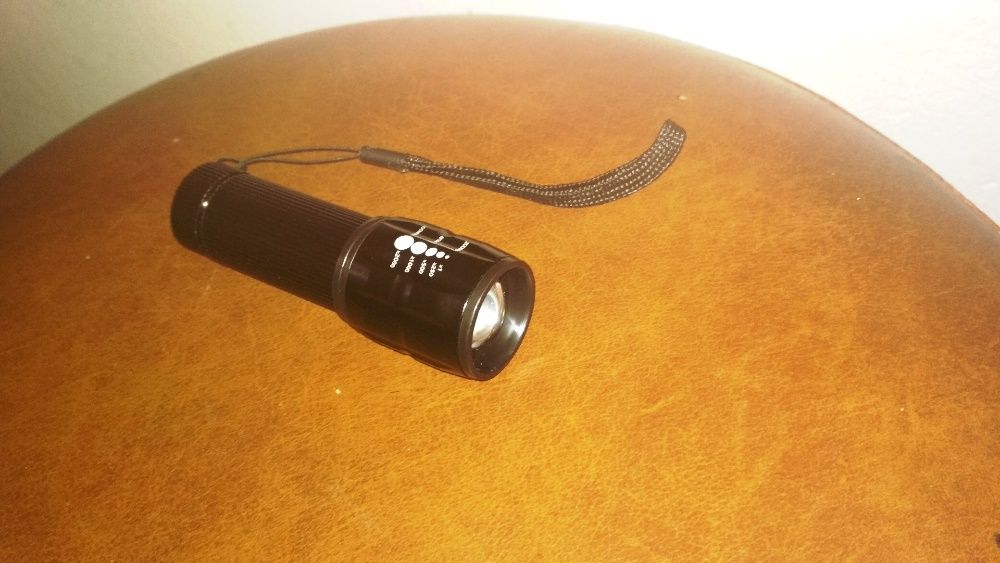 NOVA lanterna cree 5000 lm XM-L T6 LED pilha foco zoom AAA64575304862211121