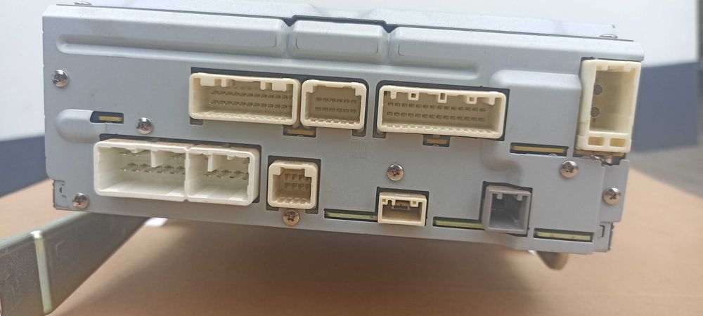 12-15 Toyota Hilux VII Radio Navi