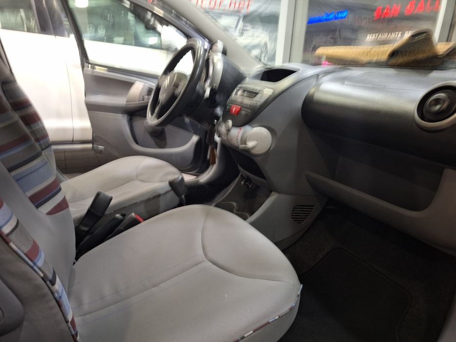 Citroen c1 caixa automática — photo 3