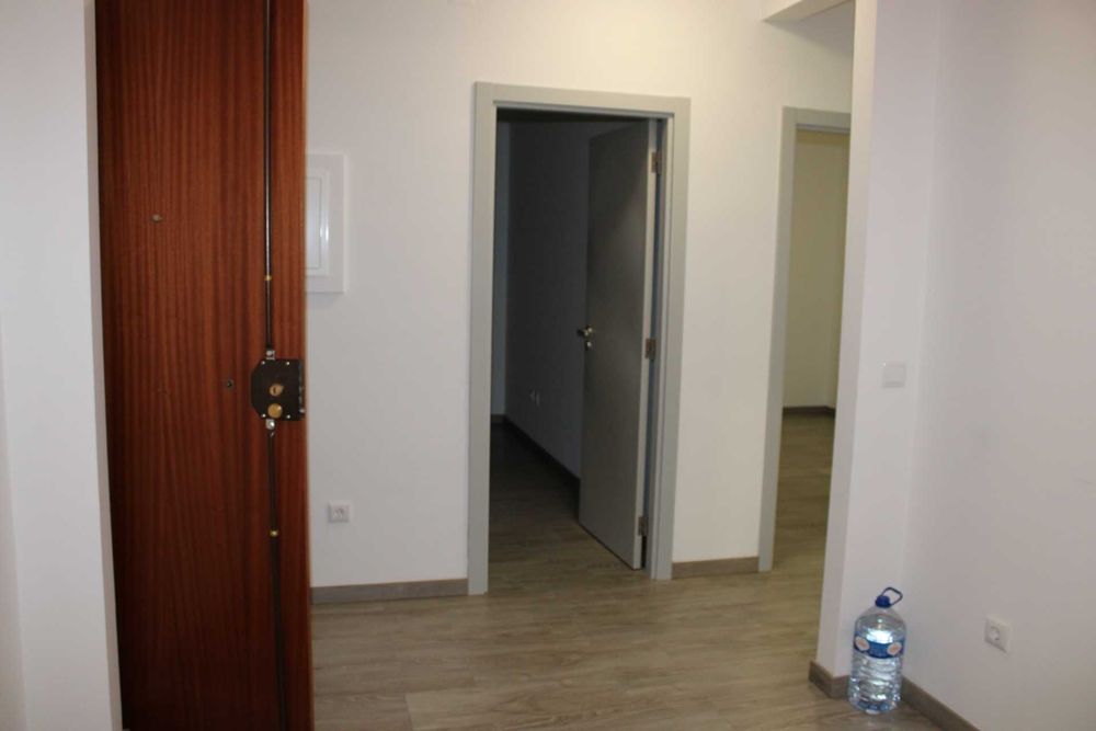 Arrenda-se Apartamento T2, Alcobaça