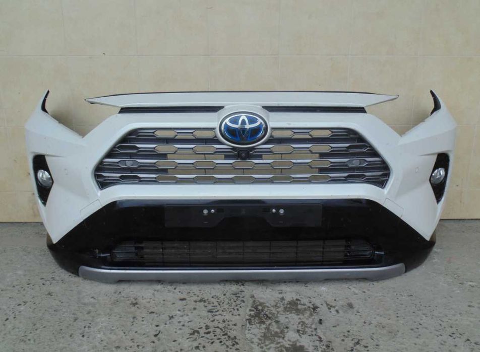 TOYOTA RAV4 V 2018-2024 Бампер передній