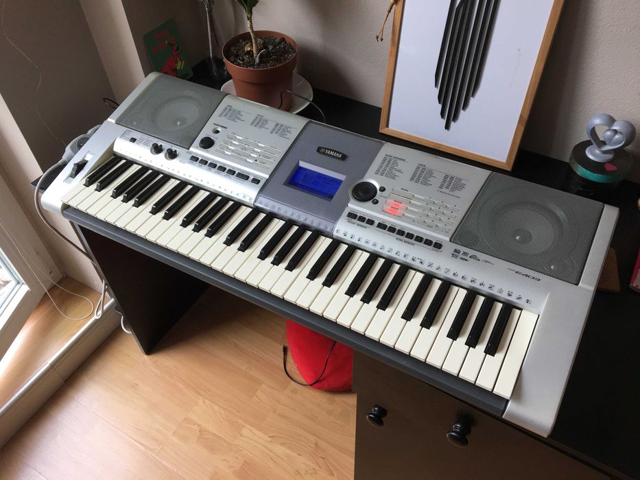 Keyboard Yamaha PSR E403