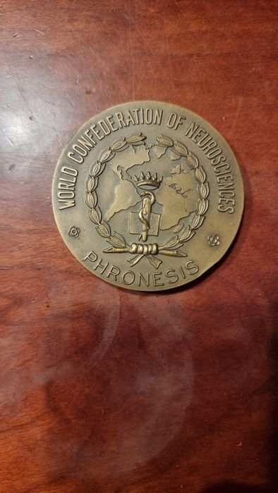 Medalha comemorativa – World Confederation of Neurosciences
