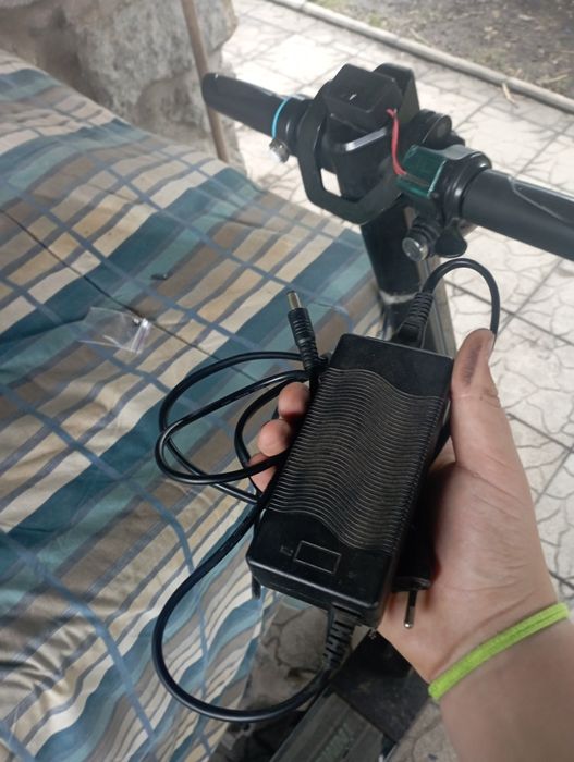 Електросамокат Inmotion L8F