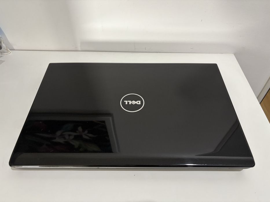 Laptop Dell Studio 1555 (PP39L) – uszkodzony, na części