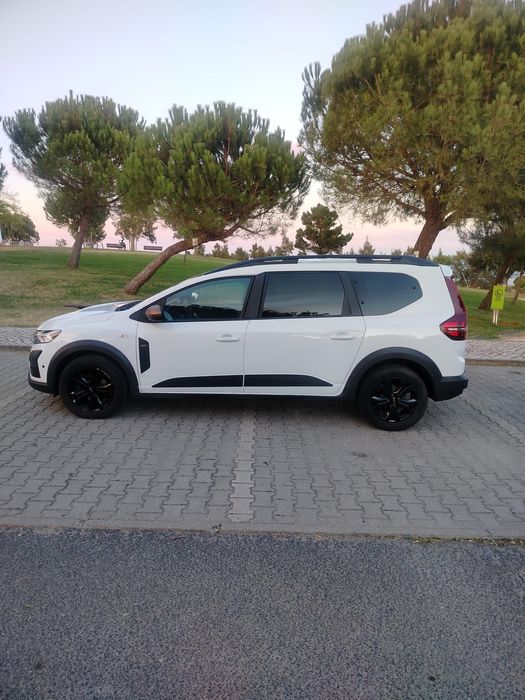 Dacia jogger 1.0 TCe ECO-G BI-FUEL 7 lugares — photo 2