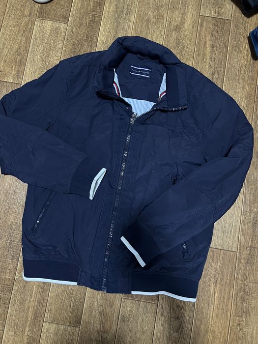 Tommy Hilfiger курточка