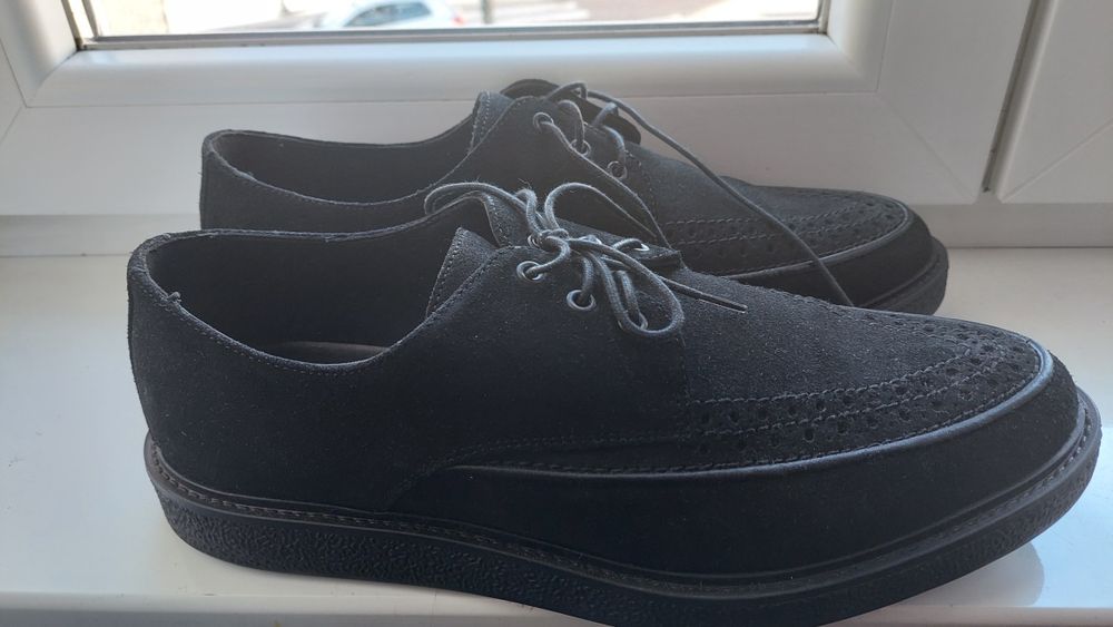 Męskie czarne buty skórzane zamszowe zara