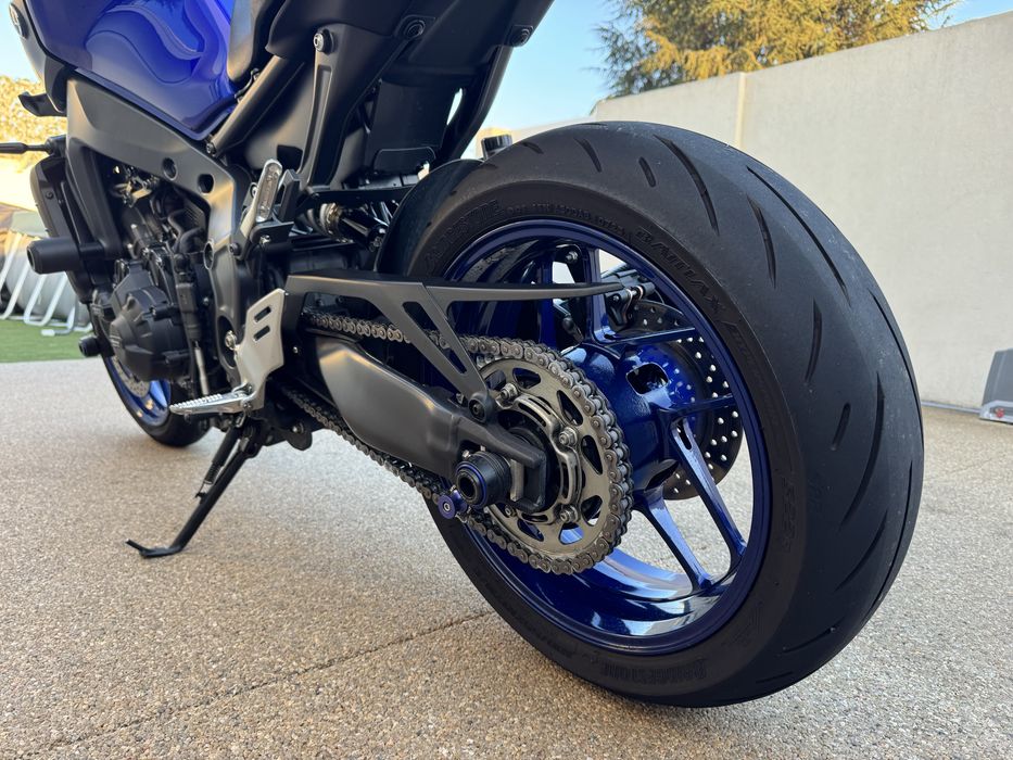 Yamaha MT-09 2023 — Akrapovic + Extras