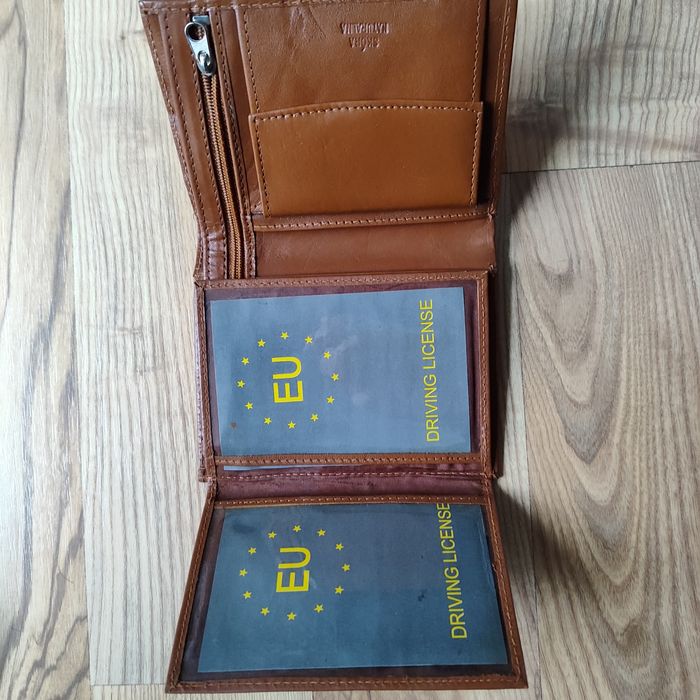 Portfel męski ze skóry naturalnej