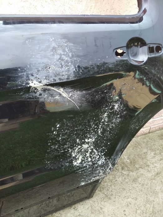 Ford Explorer  2018 р задні двері