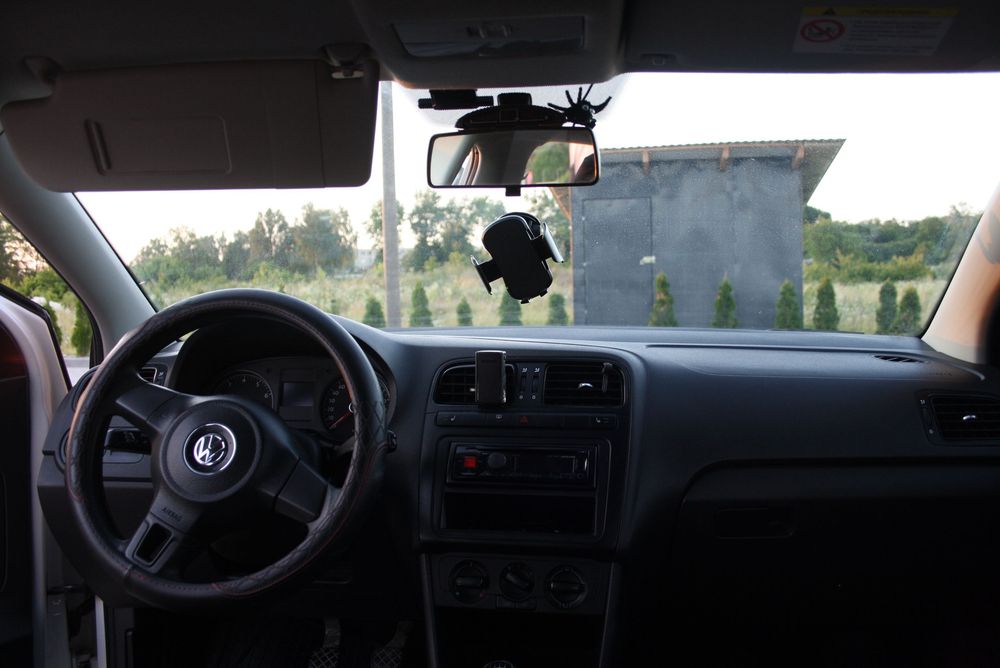 Volkswagen Polo 2011 VIN XW8ZZZ61ZBG022630 фото оголошення 5 з 8