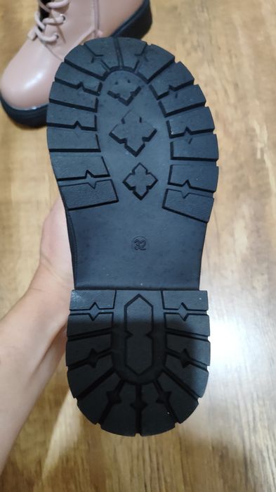 Демісезонні чобітки для дівчинки 32р 19 см