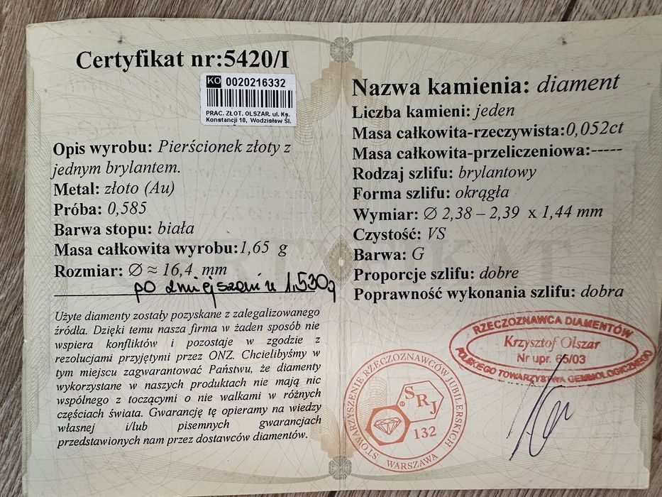 Pierścionek białe złoto z diamentem