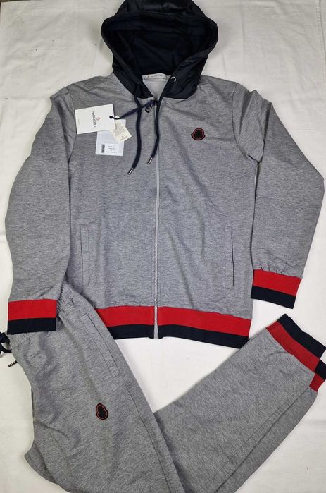 Komplet dres spodnie dresy bluza nowość znaczek jasno szary