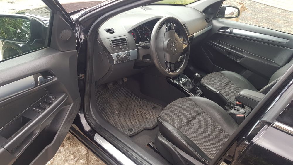 Продам OPEL ASTRA 2009р