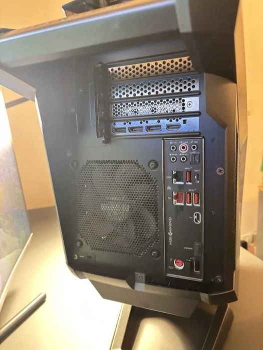 Msi Aegis Ti5  i9-11900K\RTX 5080\64GB\2TB NVMe + 3TB HDD