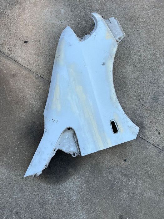 Guarda-lamas direito Mercedes Vito 2000