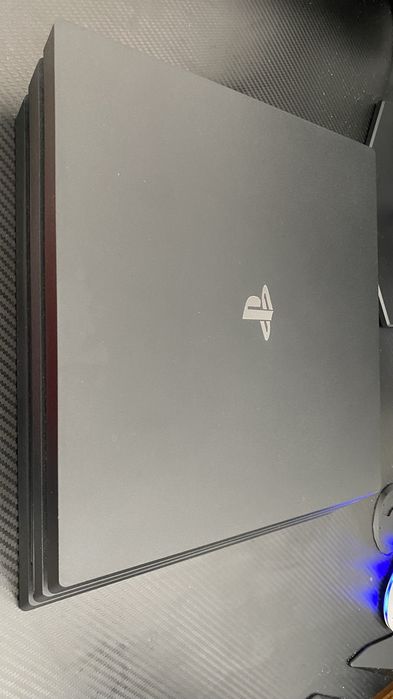 Ps4 pro 1tb como nova