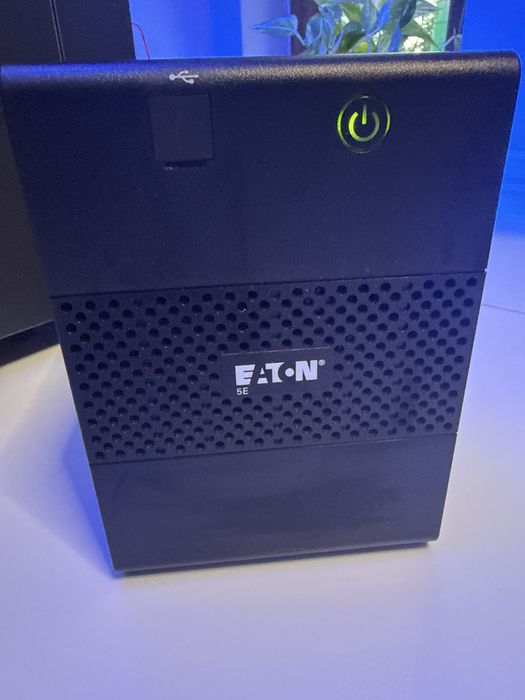 UPS * Eaton 5E 1600i USB * moc: 1600 VA / 900 W