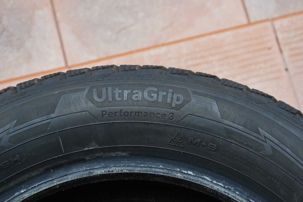Зимові шини пара 2024 Continental ContiWinterContact TS870 205/60 R16