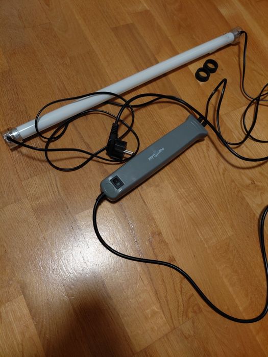 Комплект освітлення для люмінесцентної лампи T8 Repti-Zoo UVB, 15W