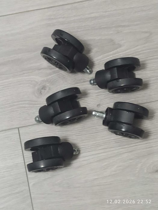 Колеса для офісного стільця