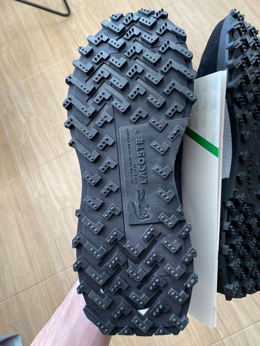 Кросівки Lacoste
