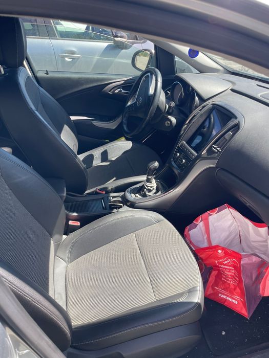 Opel Astra J Sports Tourer