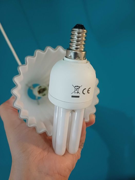 2 Candeeiros de suspensão em vidro branco