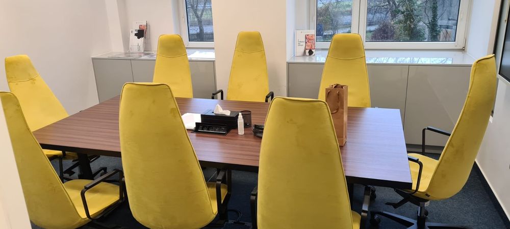 Fotel konferencyjny Profim fotele biuro dom