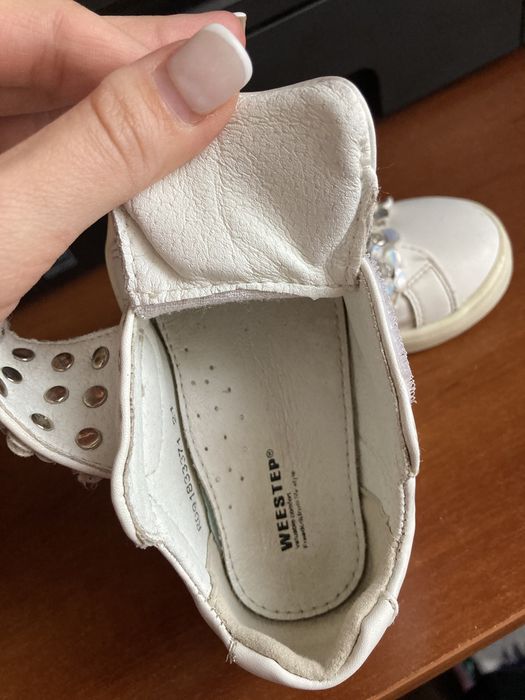 Продам слипоны на девочку