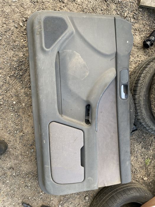 Audi a3 8l boczek tapicerka prawy przod 3-drzwi